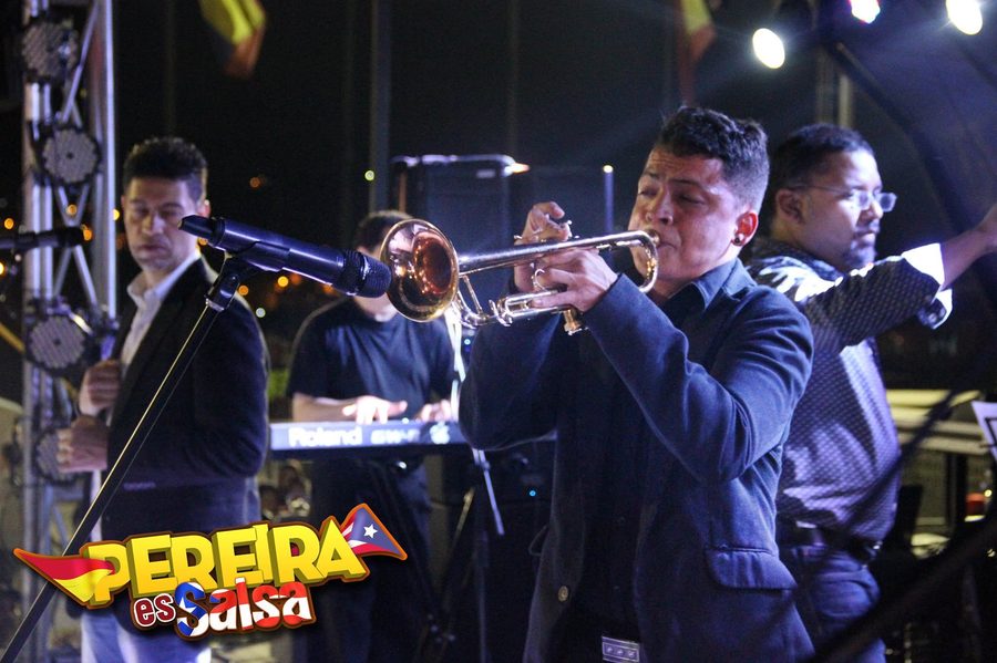 Sección de metales - trombón y trompeta en vivo - Pereira es Salsa